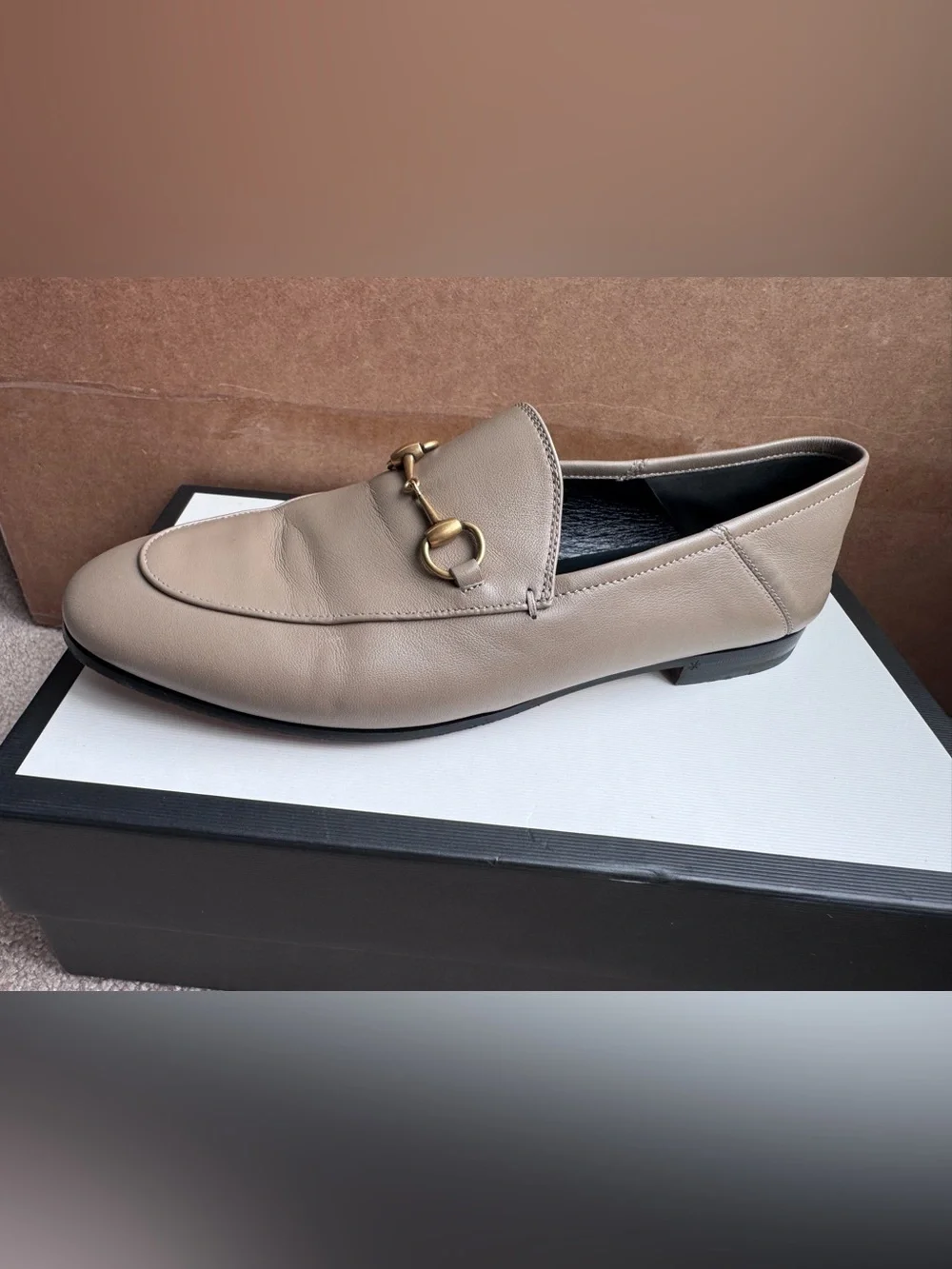 Gucci Brixton Leather Horsebit Loafers in the classic taupe/mud colorway. - Picture 5 of 14